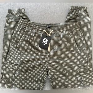 Qilo Men's Olive Green Grid Cargo Pants